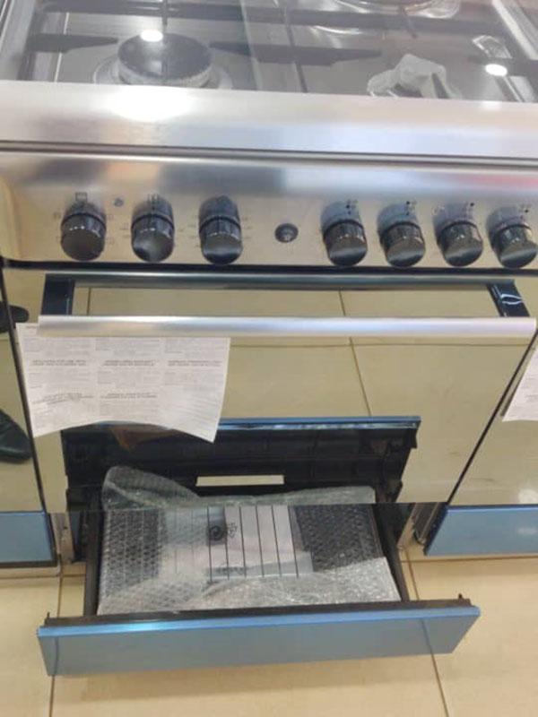 Ariston Cooker A6MSH2F 60cm; 3 Gas, 1 Electric Hot Plate, Electric Oven, Timer, Electric Grill, Rotisserie - Ariston Cooker A6MSH2F 60cm; 3 Gas, 1 Electric Hot Plate, Electric Oven, Timer, Electric Grill, Rotisserie - Image 2